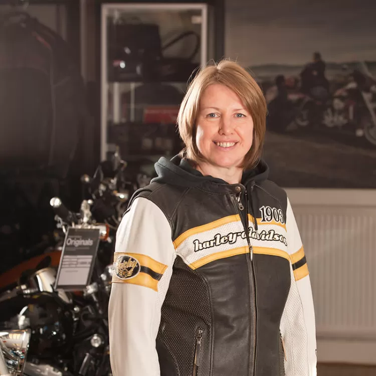 Caroline Aynsley - Clothing Consultant